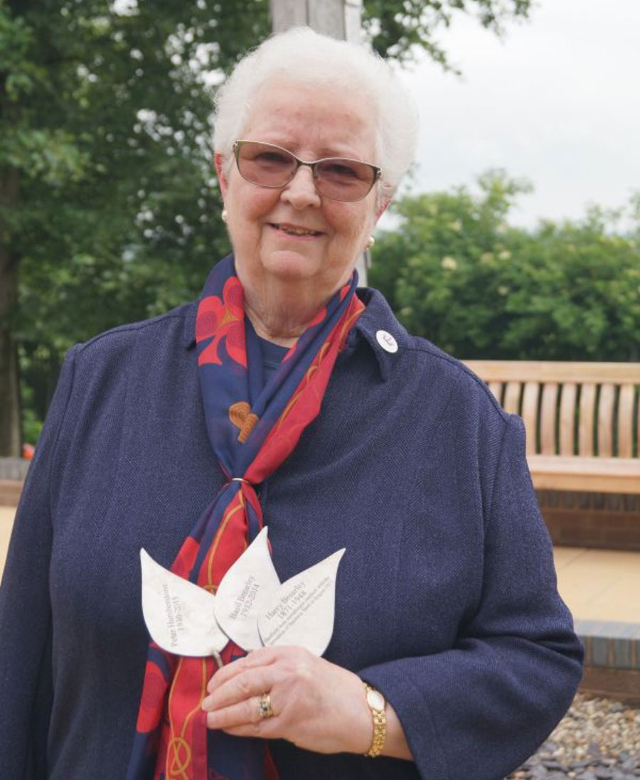 Rotherham Hospice Care Day Hospice Community Therapy Health and Wellbeing Healthcare Counselling Bereavement Support Phone South Yorkshire Regular Harry Brearley Story